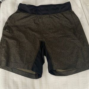 Lululemon 7inch The Short size small